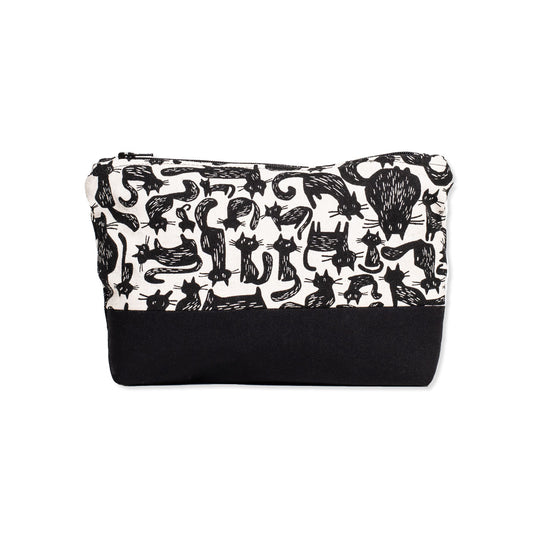 8.5" x 5.5" 100% cotton black and white zip case featuring illustrations of black cats